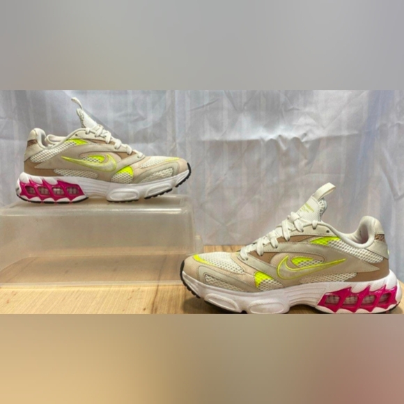 Nike Zoom Air Fire Summit White Total Orange Size 9 MSRP $110.00 - Picture 4 of 12